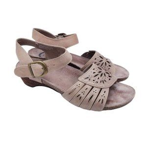 Abeo Piper Tan Leather Ankle Strap Sandals Women's Size 6
